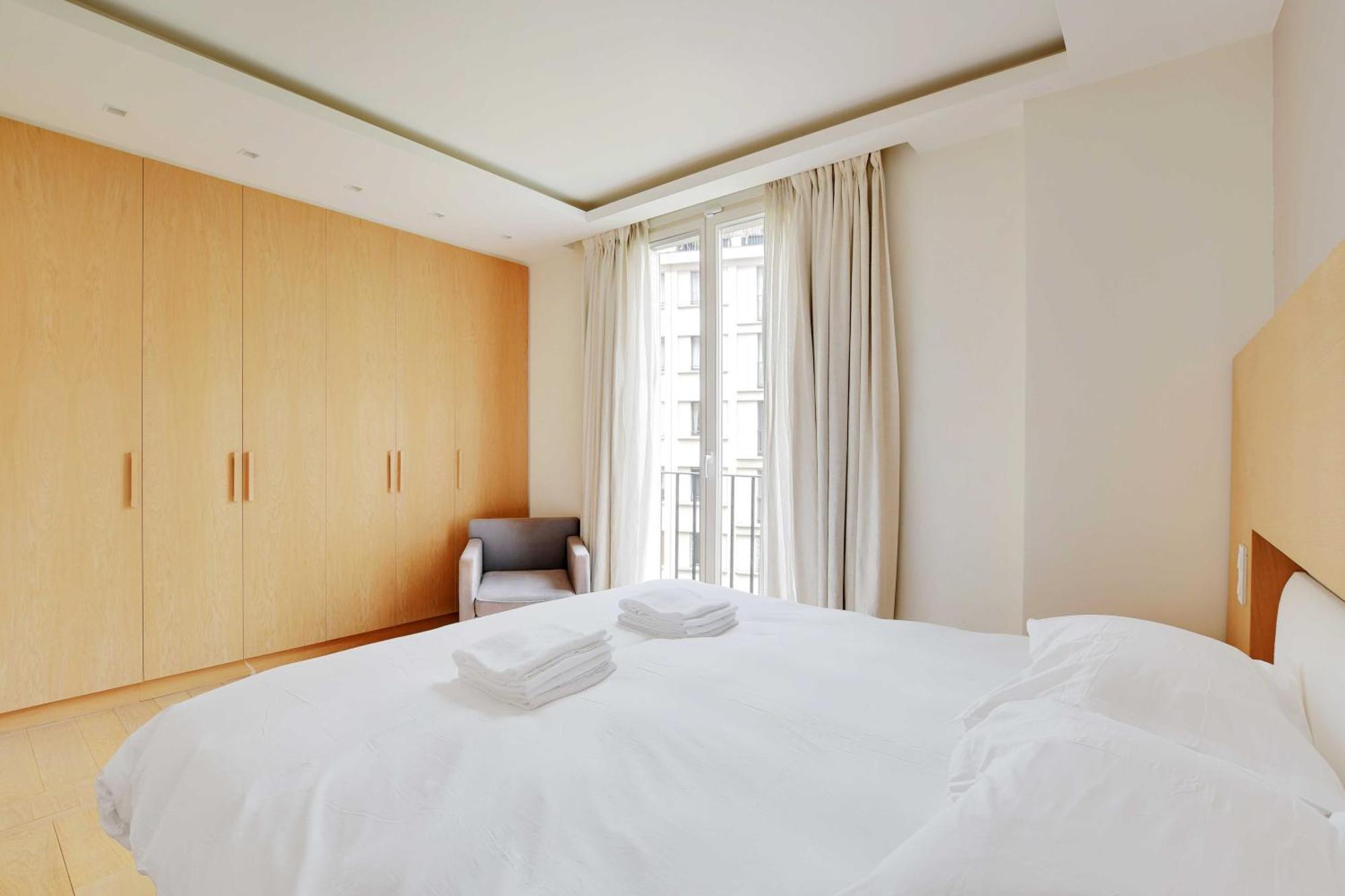 Charming Appt With A-c- 1bd-2p - Tour Eiffel