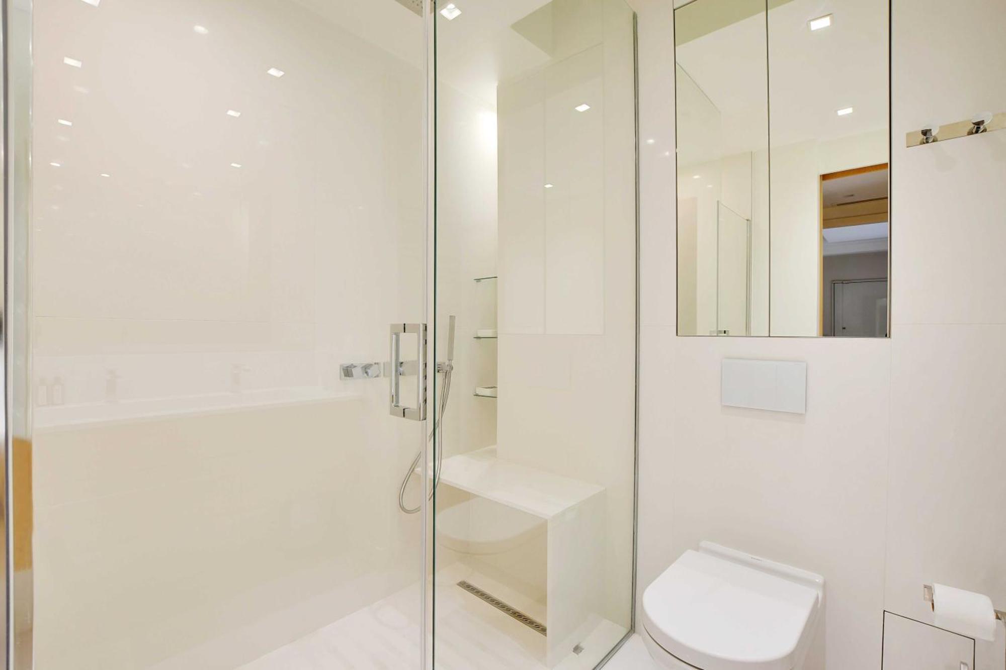 Charming Appt With A-c- 1bd-2p - Tour Eiffel Apartment *