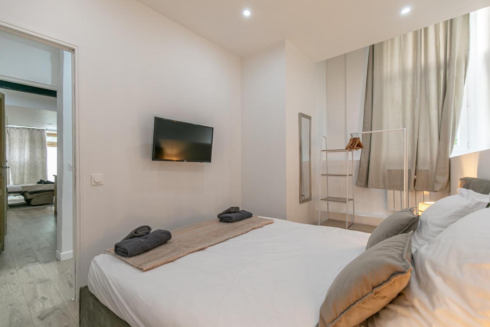 Cosy 20e Apartment Paris
