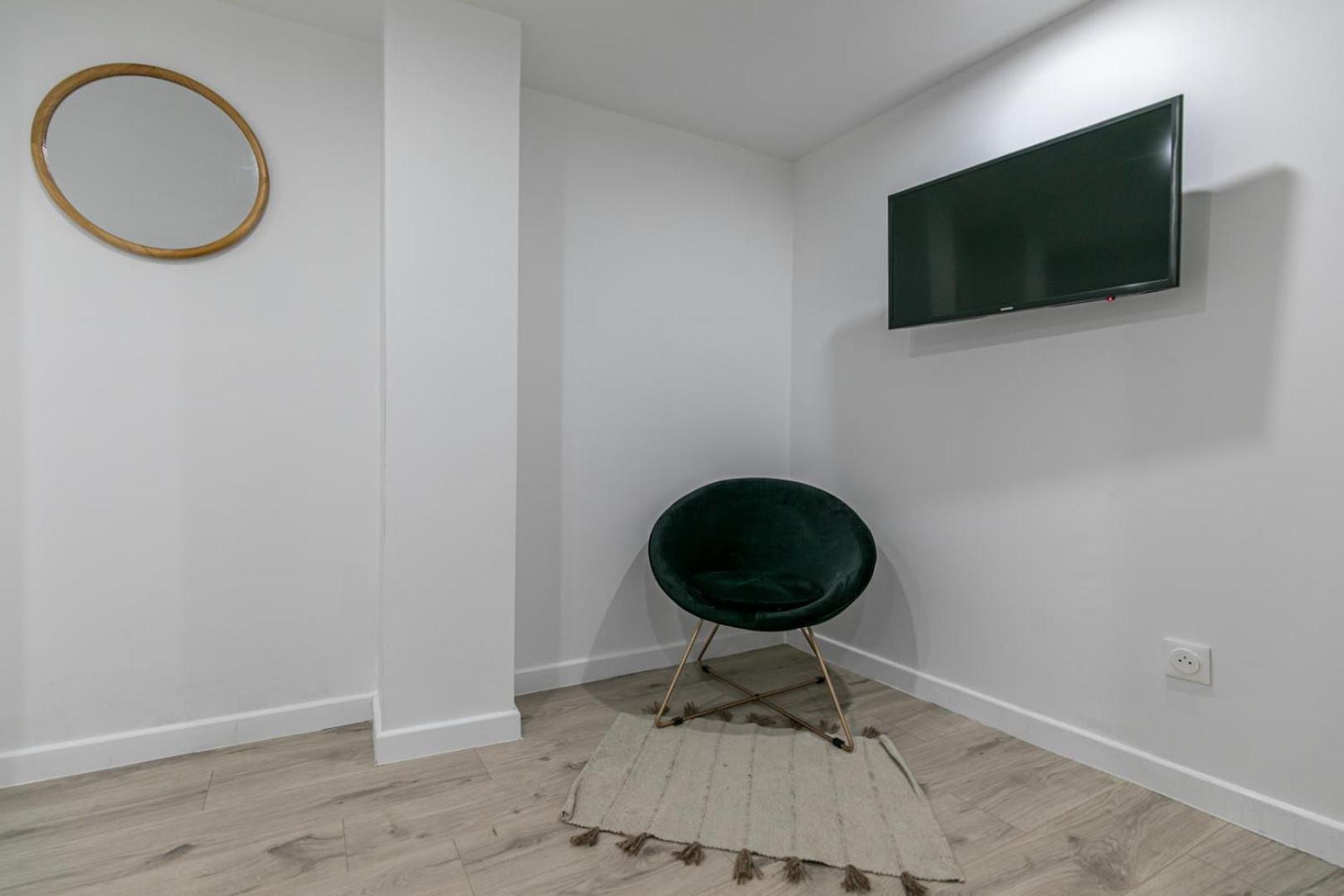 Apartment Cosy 20e Paris