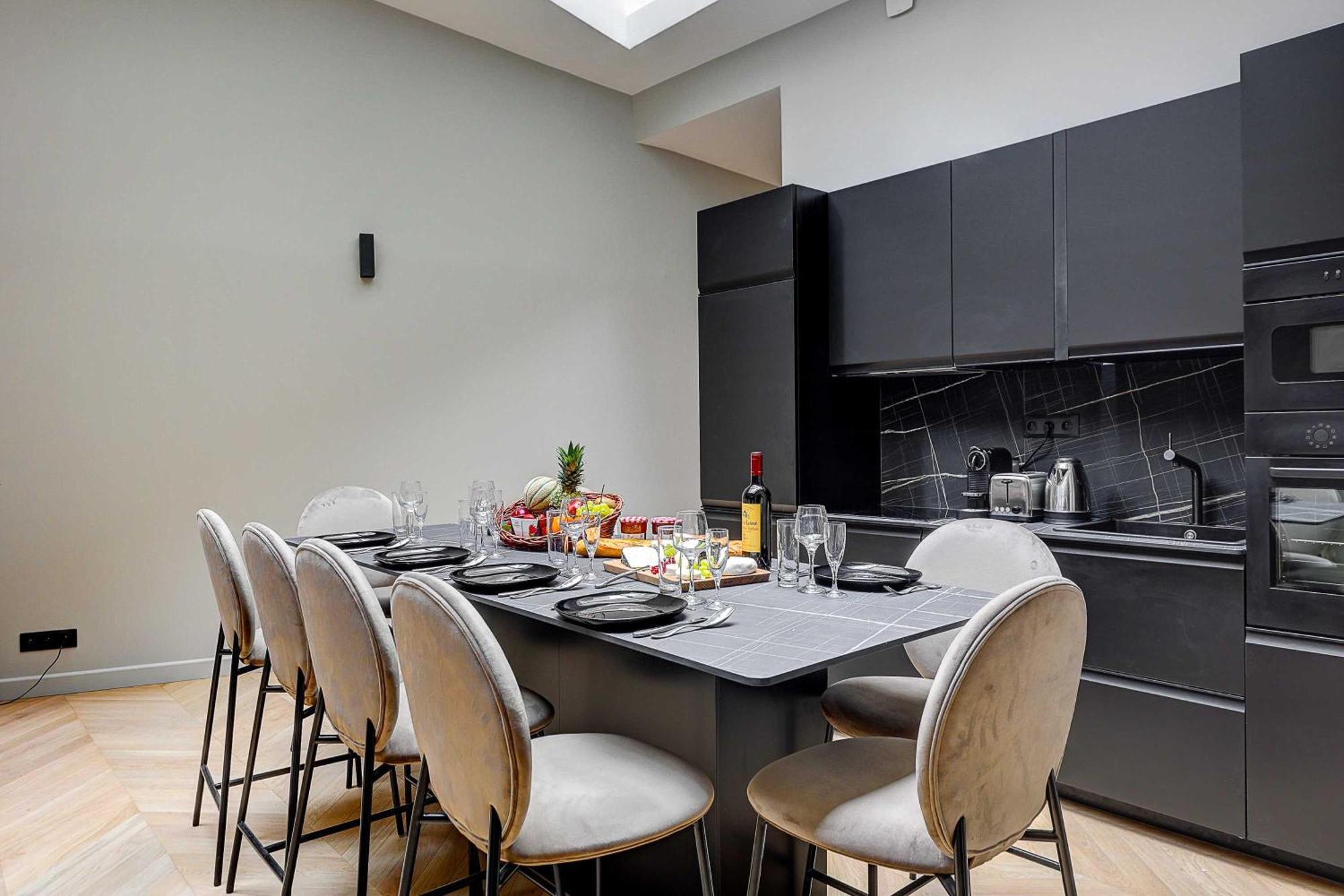 Apartment Elegant With Ac - 3br-10p- Le Marais *