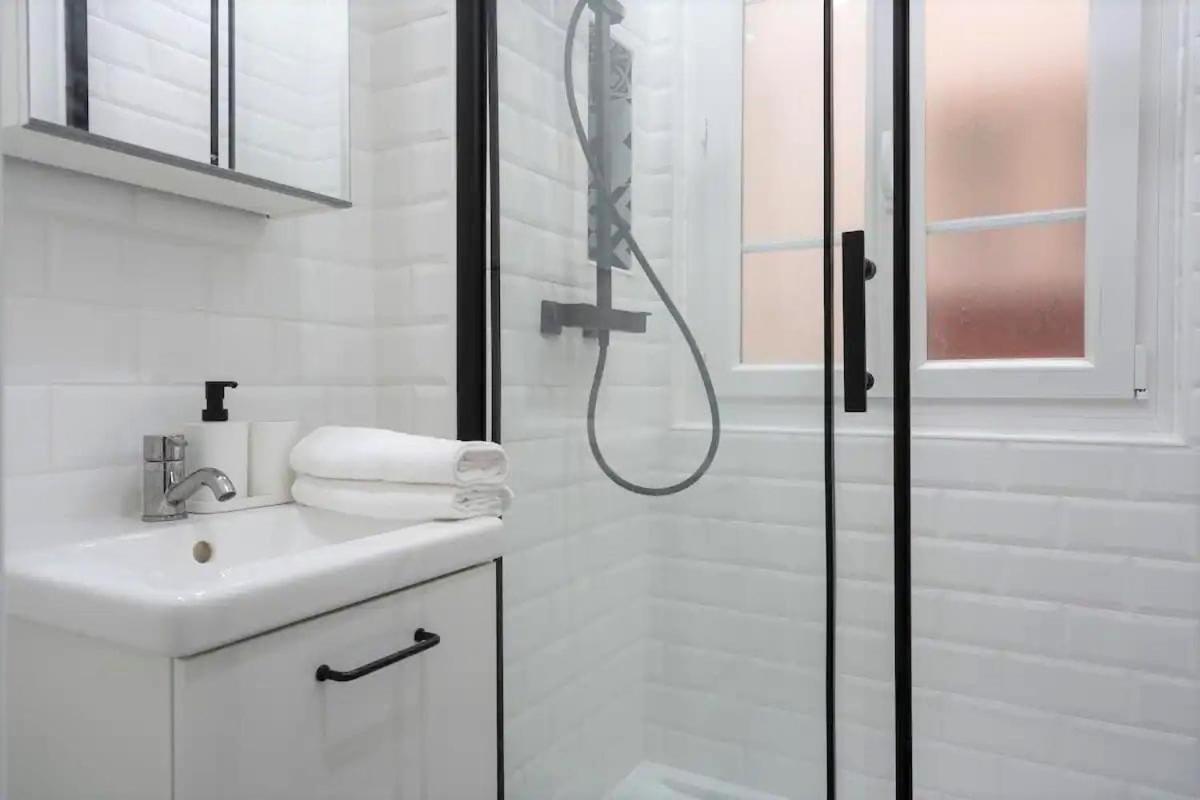 Guestready - Beau Sejour Pres Du Buttes-chaumont Apartment Paris