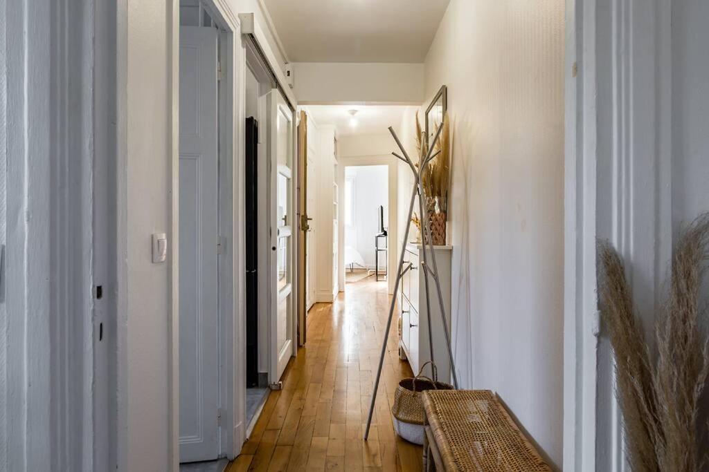 Premium Flat In Well Furnished 16th District Apartment Paris