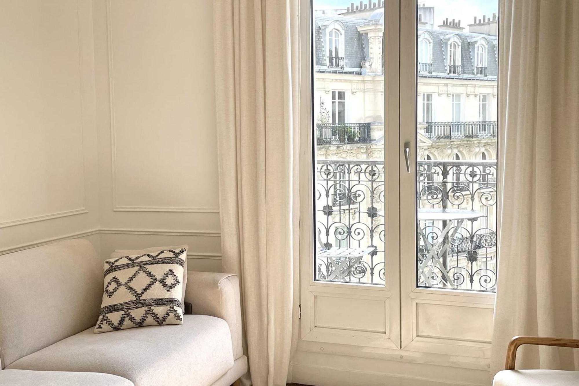 Parisian Flat Close Eiffel Tower * Paris