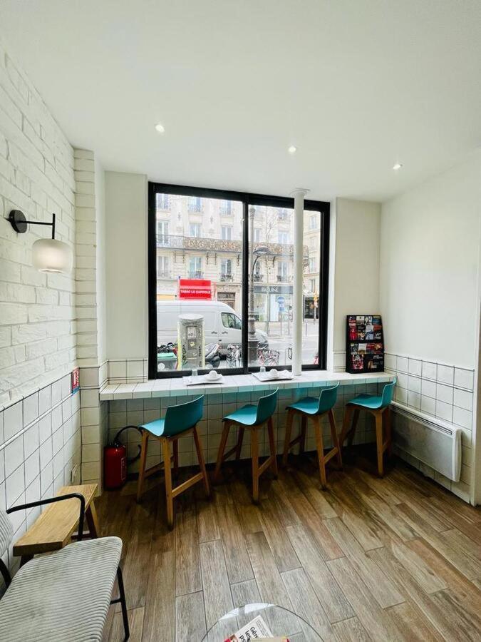 Hipotel Gambetta Republique 2* Paris