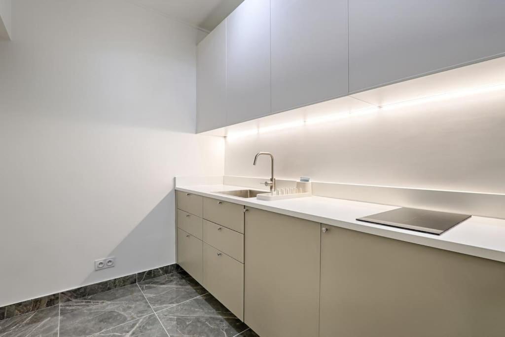 Apartment Buttes Chaumont Charming 4p Paris