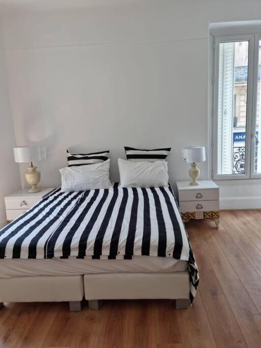 85m2 Center Republique 2 Br-4p Apartment *