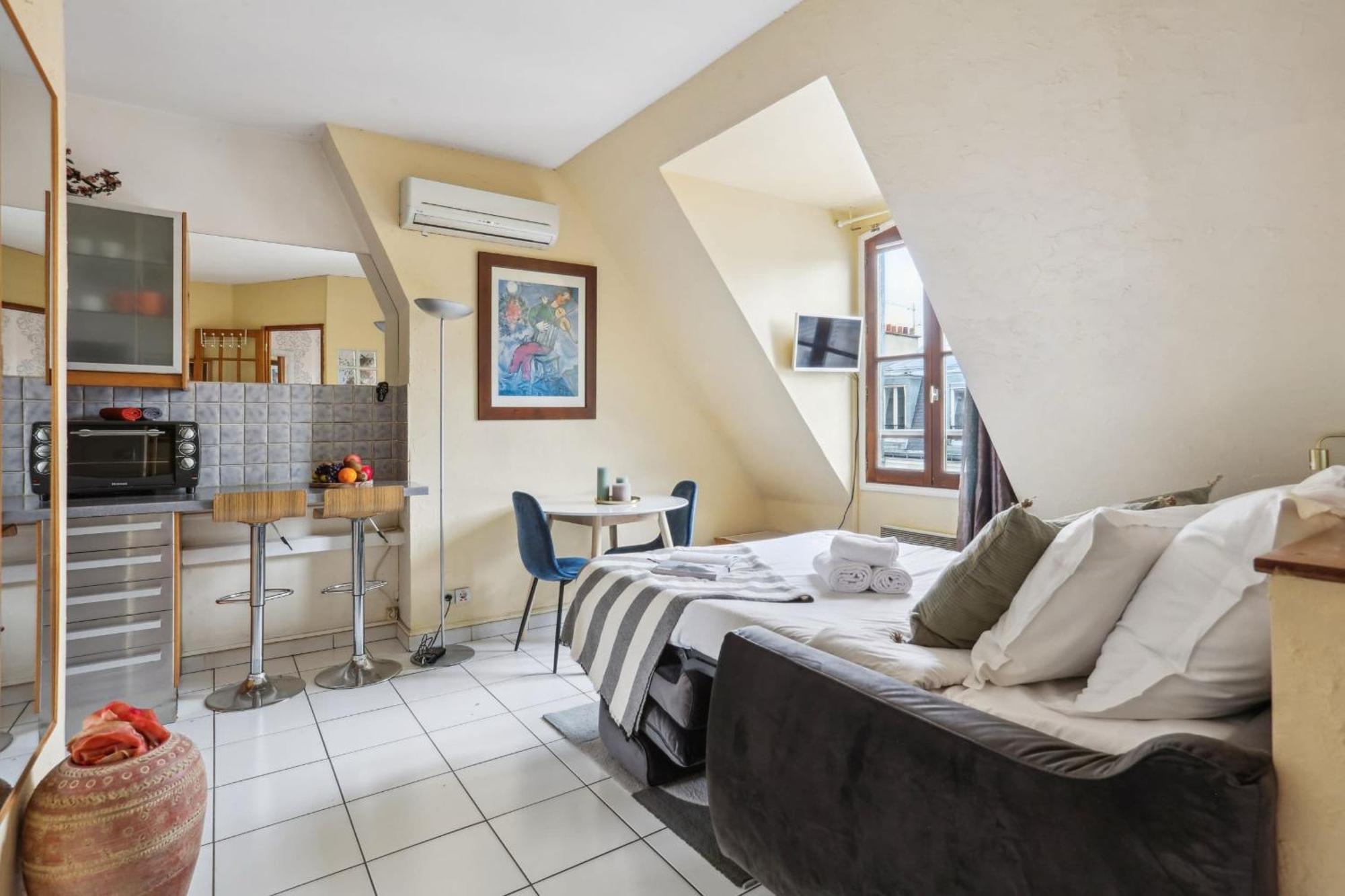 Apartment Eiffel Tower & Faubourg - 1br - Cityapartmentstay *