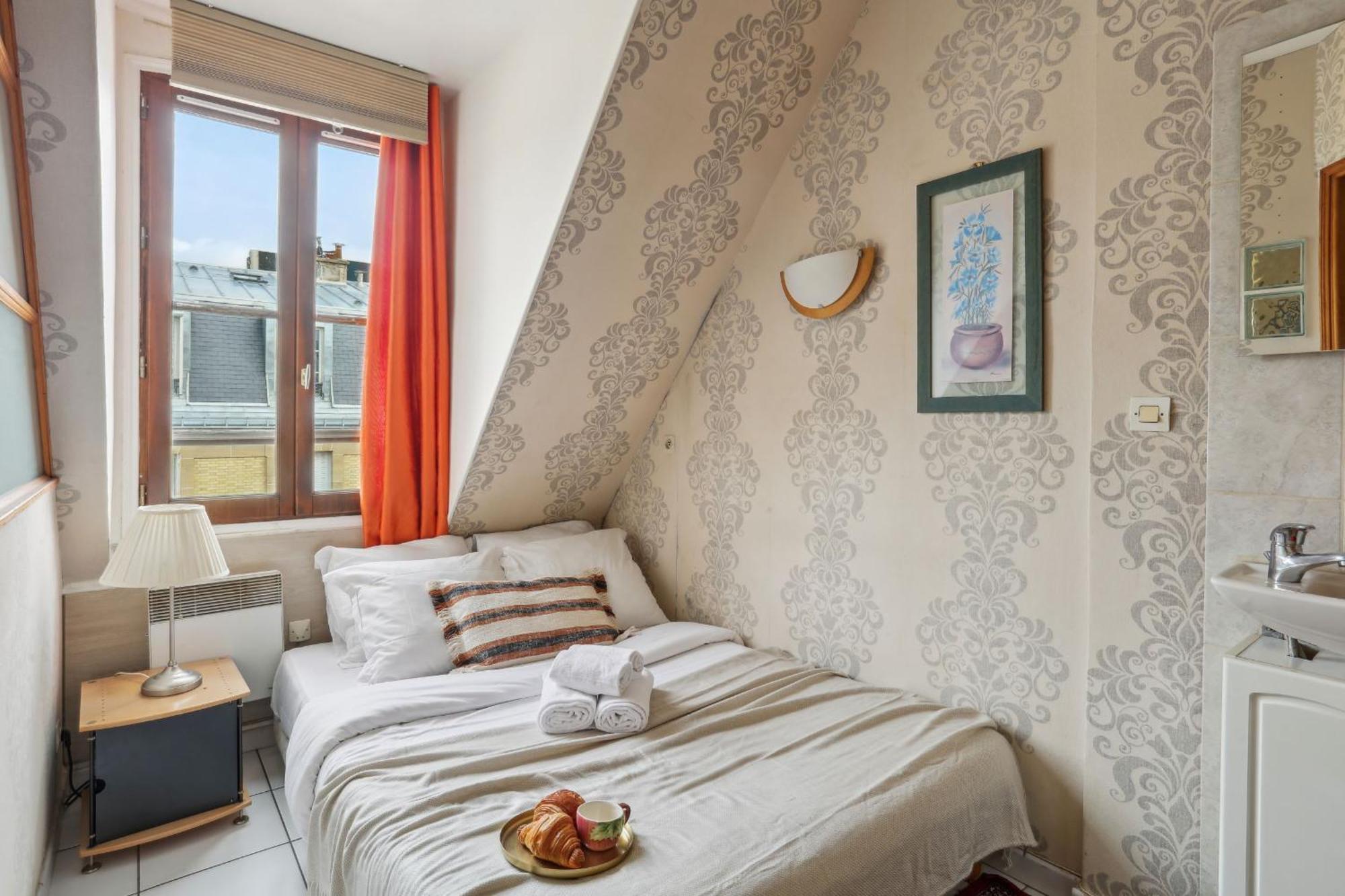 Apartment Eiffel Tower & Faubourg - 1br - Cityapartmentstay *