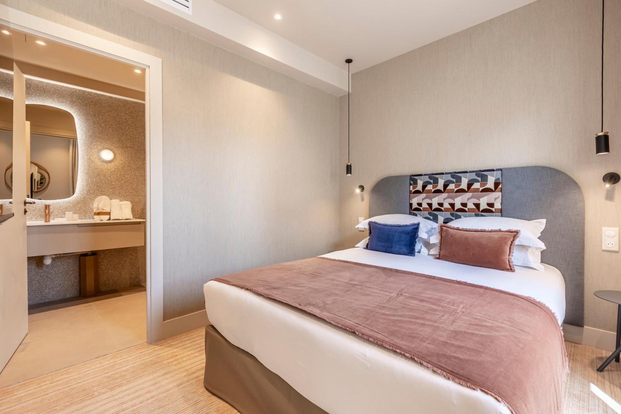Fl - By Sweett Hotel Paris