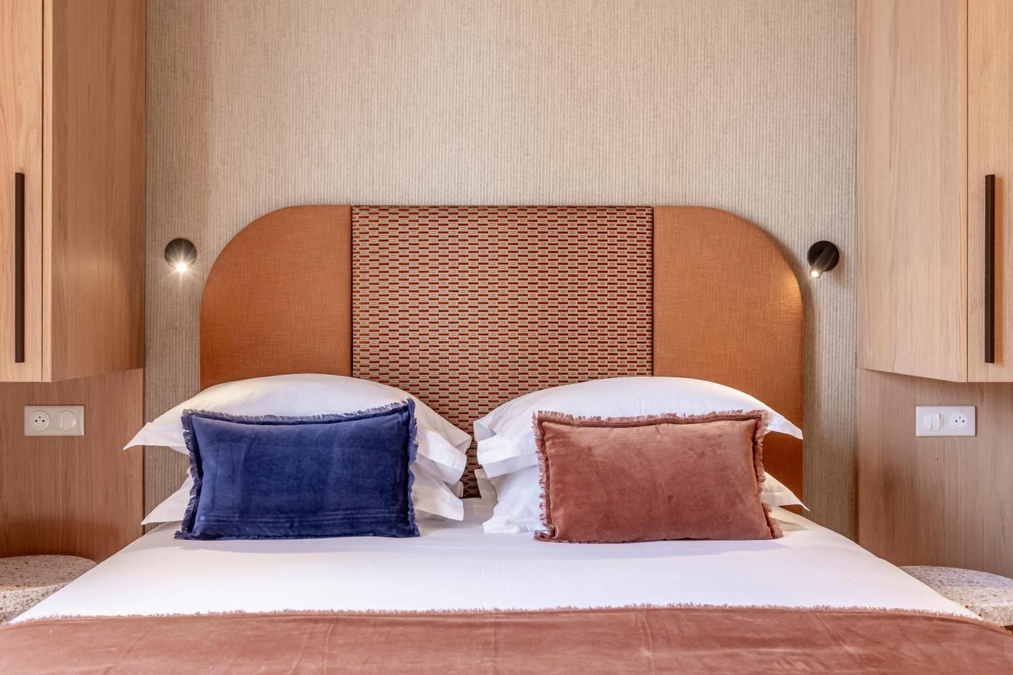 Fl - By Sweett Hotel Paris