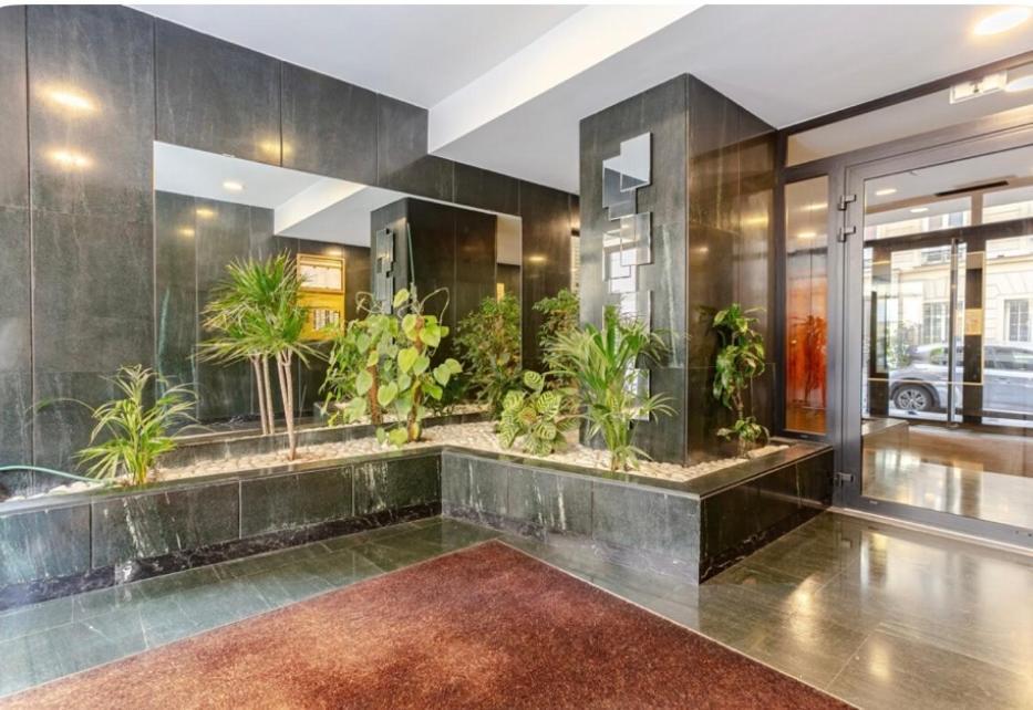 élysées Appartement *
