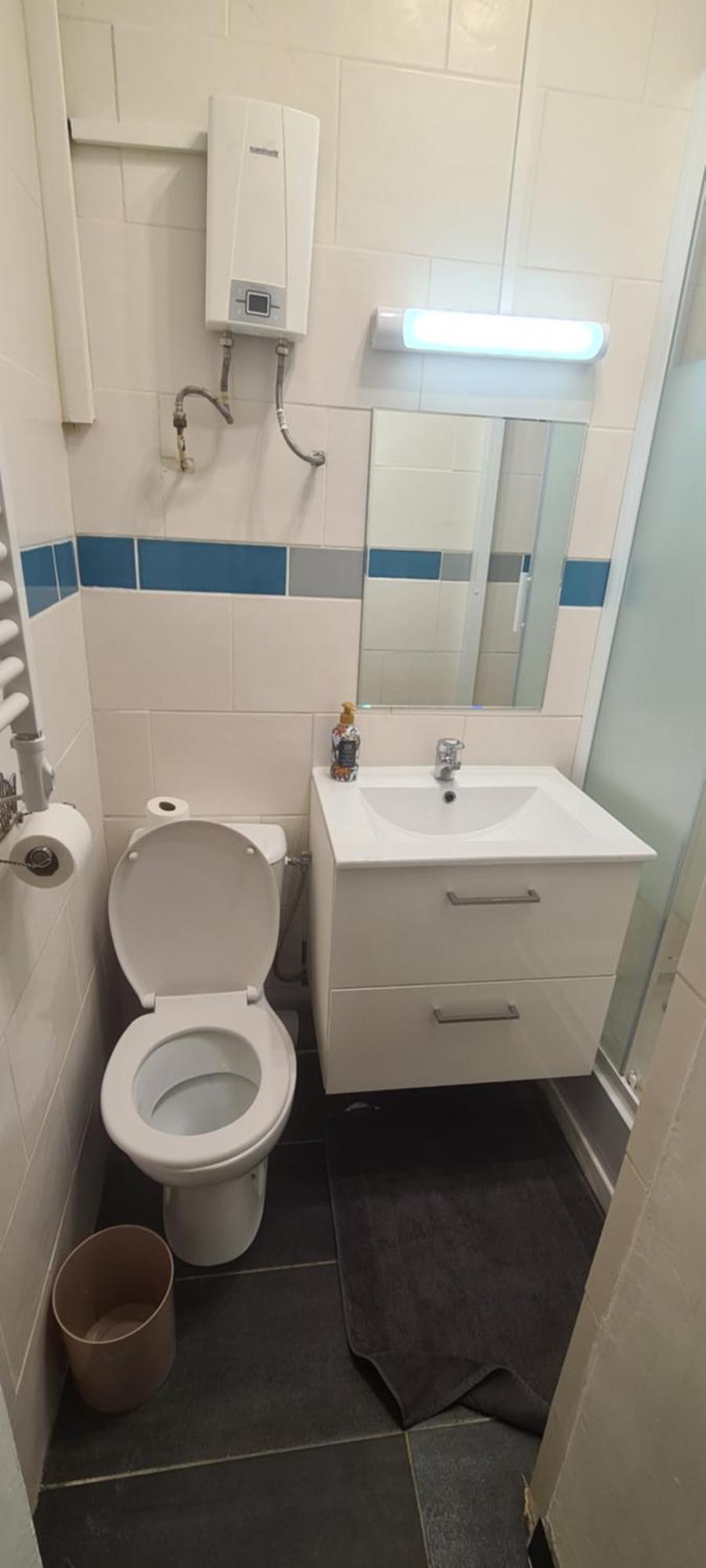 11 Bien Situe Et Fonctionnel * Paris