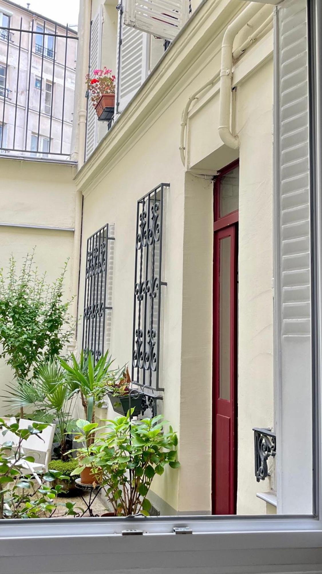 In Montmartre, Paris, Near Sacre-coeur Read Host Profile For Booking Homestay