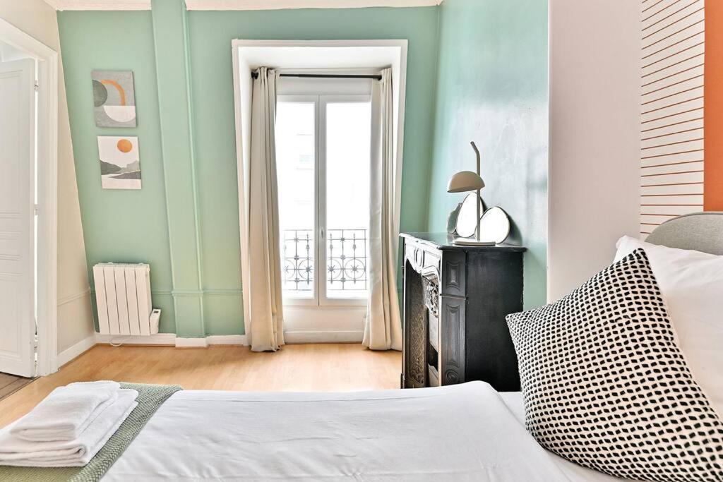 A 14eme Apartment Paris