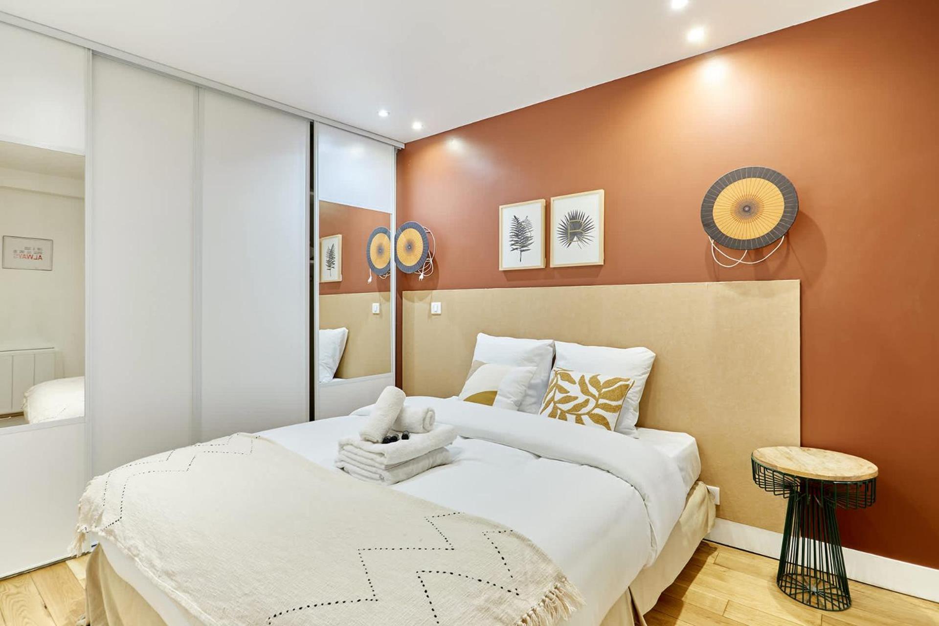 Apartment Charming Flat In The Heart Of Paris