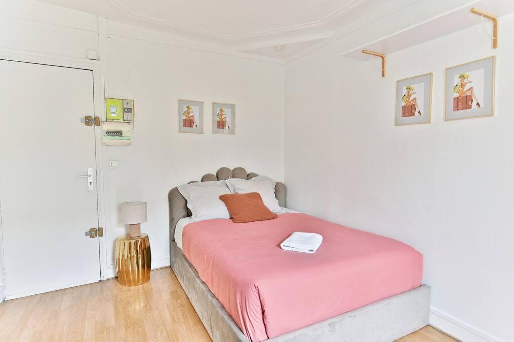 Petit Voltaire Nation Apartment Paris