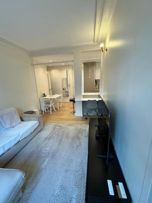 Alesia Apartamento