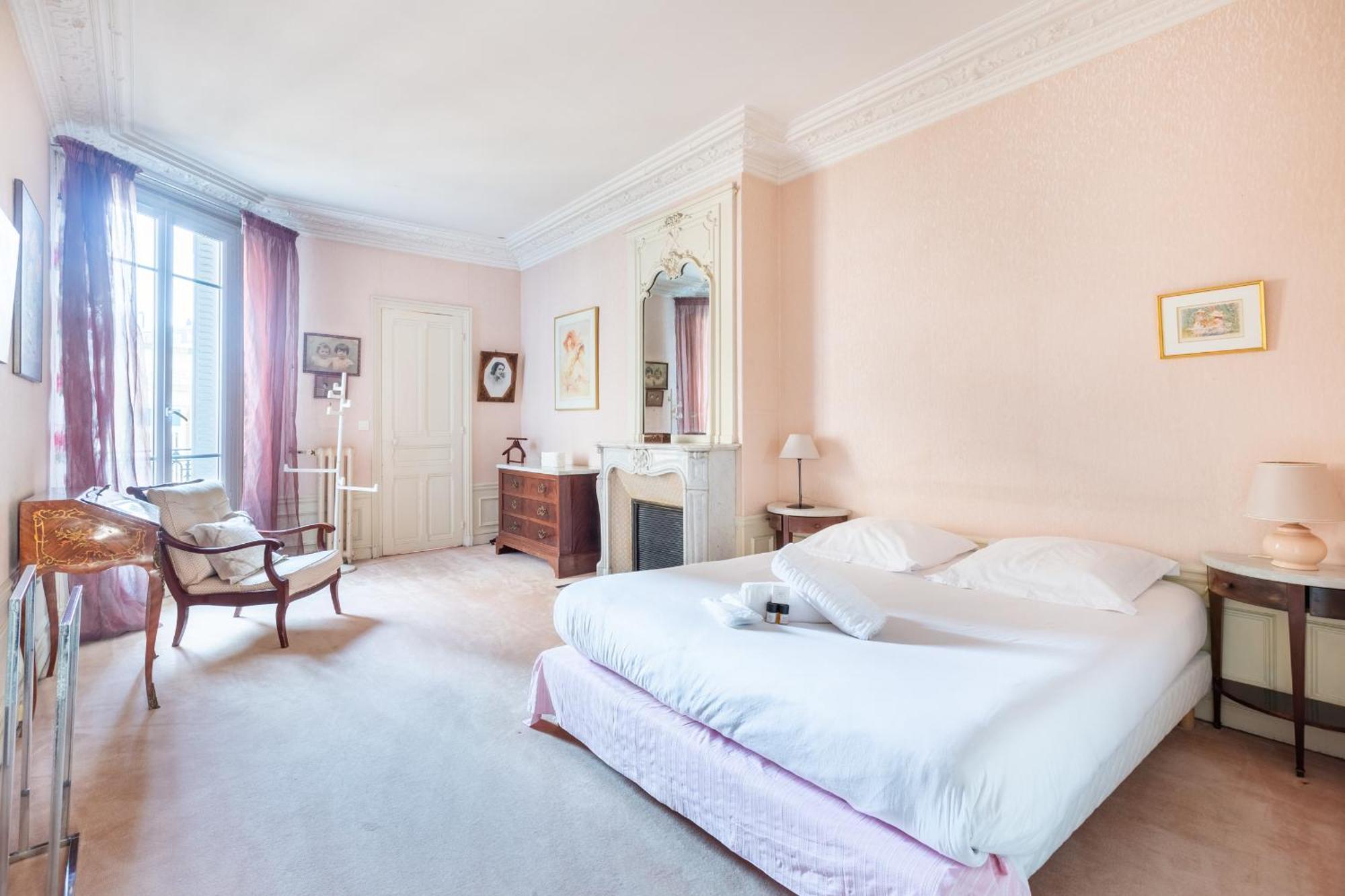 Le Laos - Tour Eiffel - Metro 6 Cambronne Appartement Paris