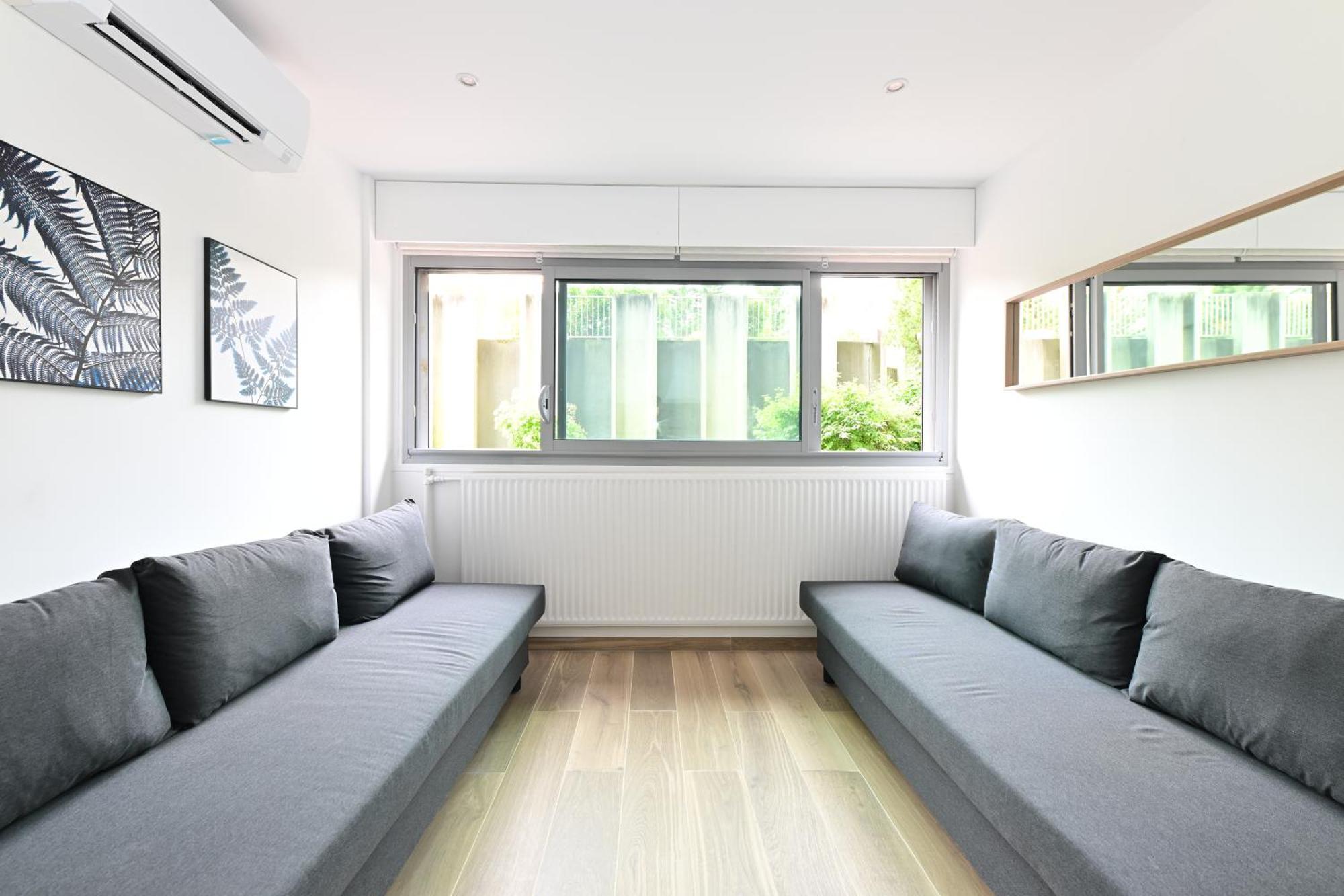 Apartment Climatise Porte Versailles Paris