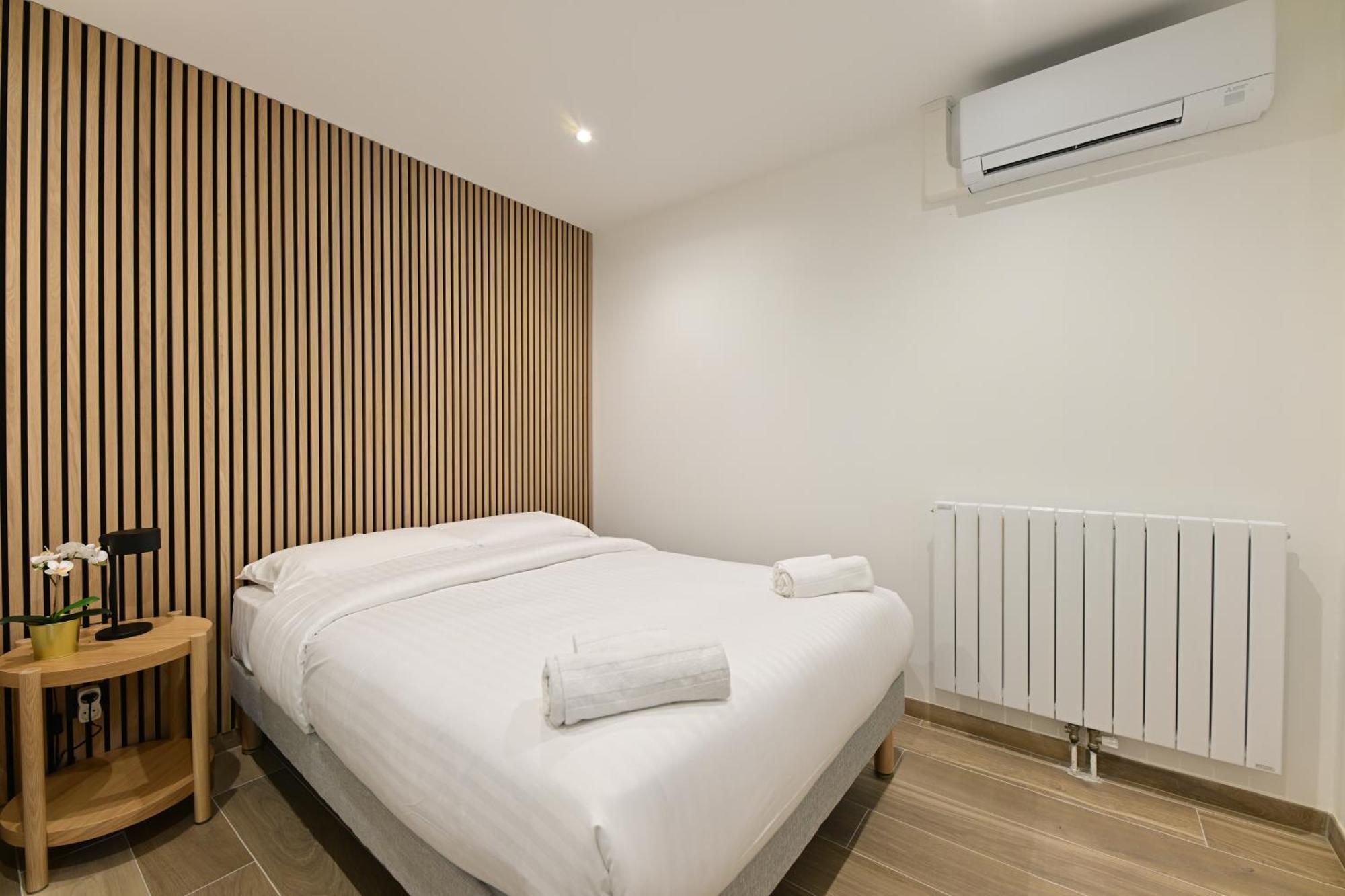 Apartment Climatise Porte Versailles