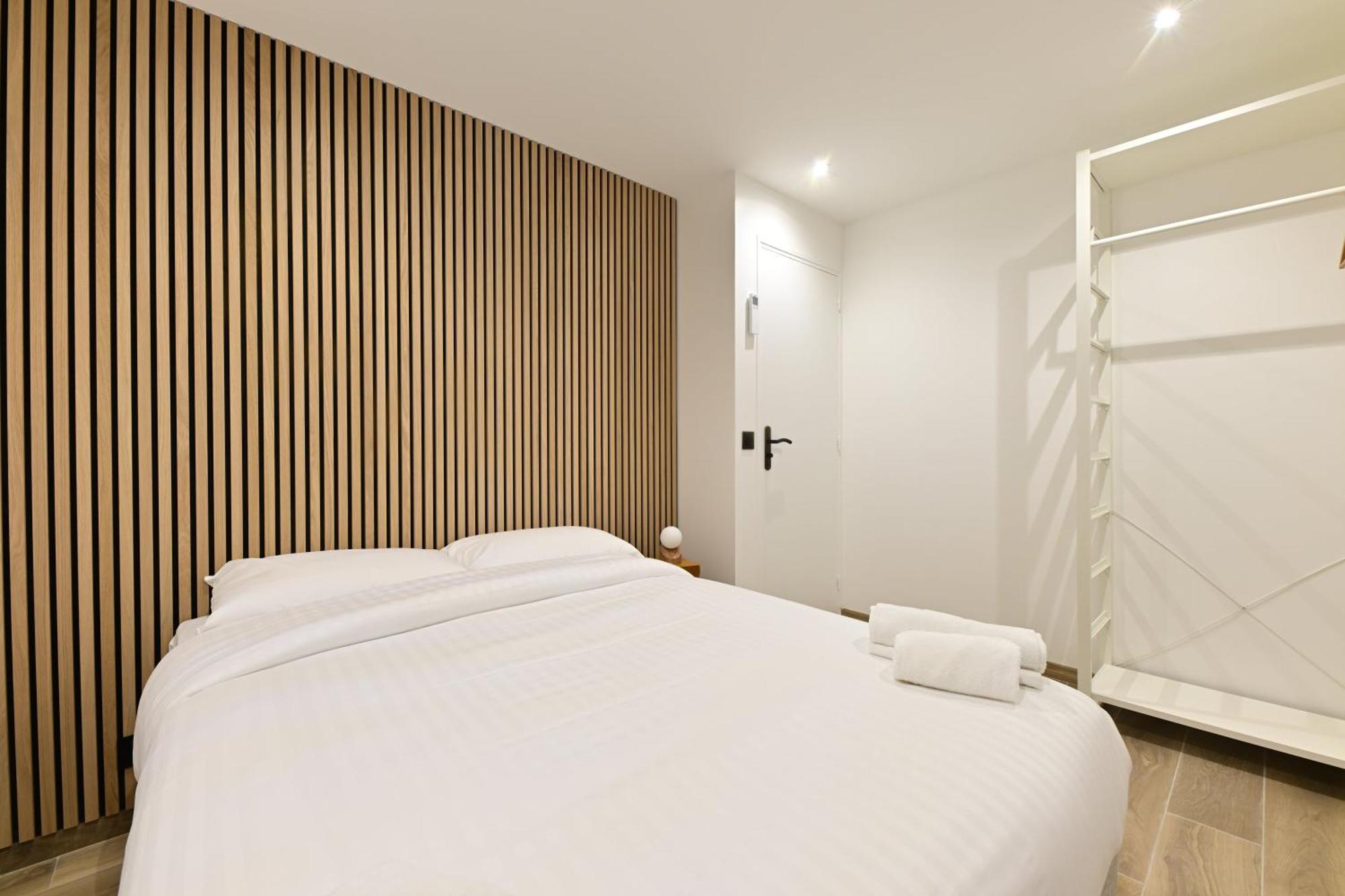 Apartment Climatise Porte Versailles