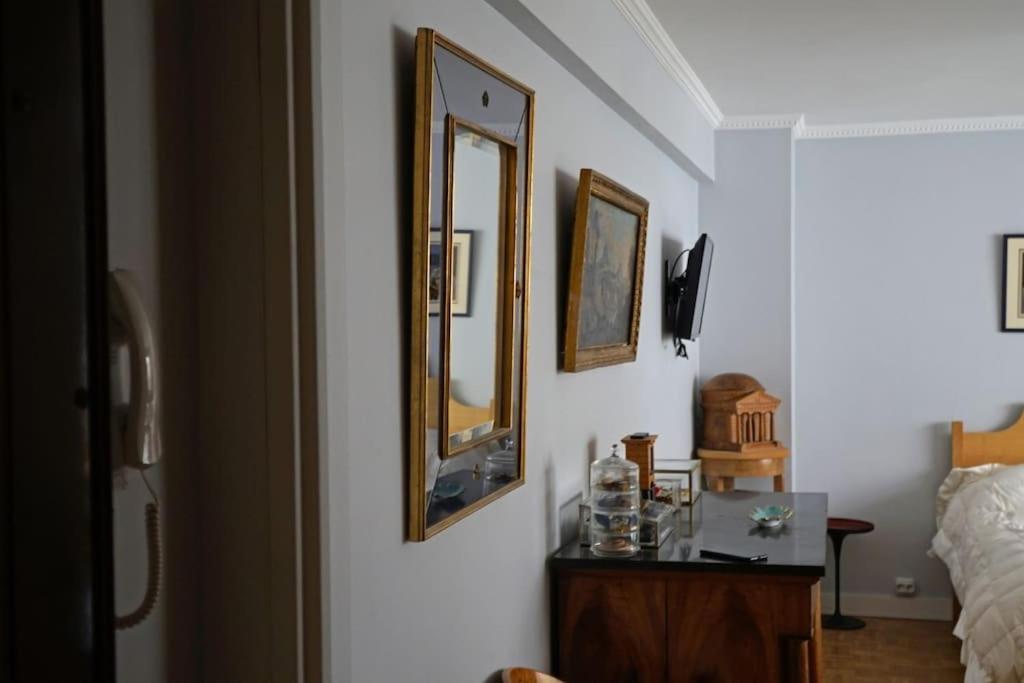 Beautiful, Very Comfortable * Paris