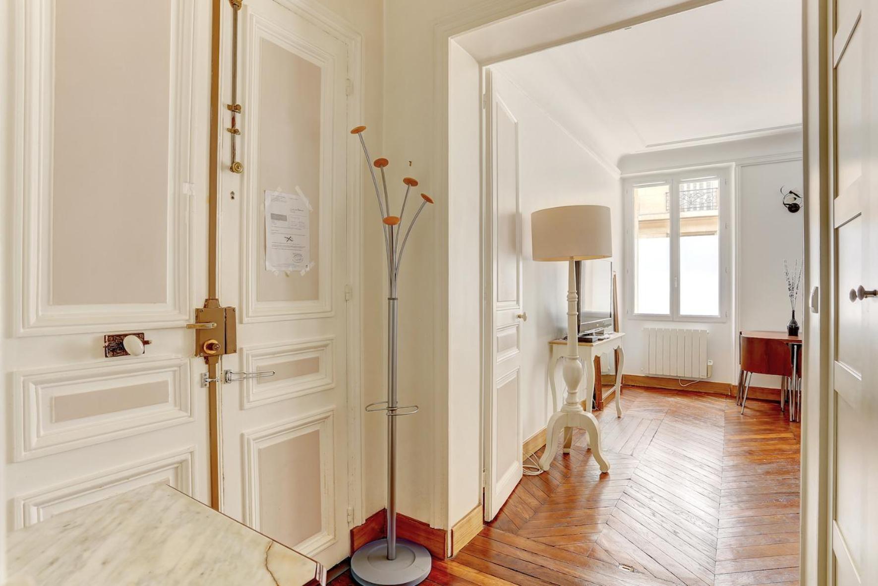 Apartment Le Marbeau - Paris