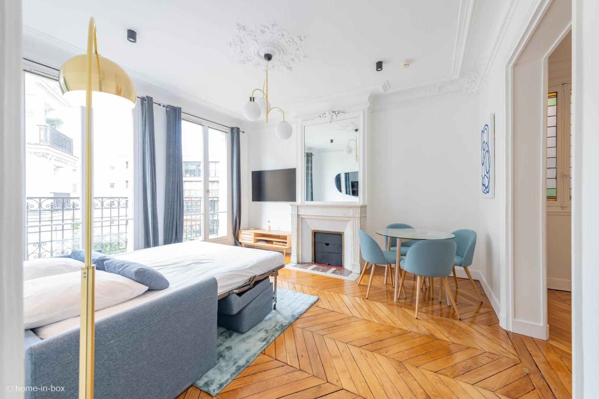 Hotelhome 16 3* Paris