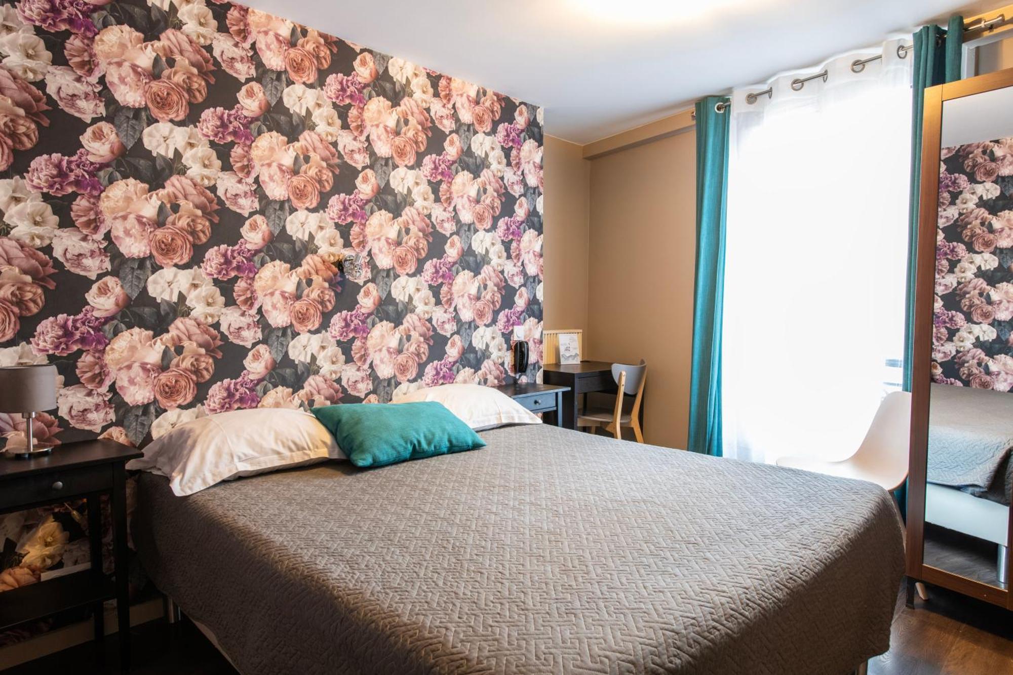 Grand De Hotel Paris