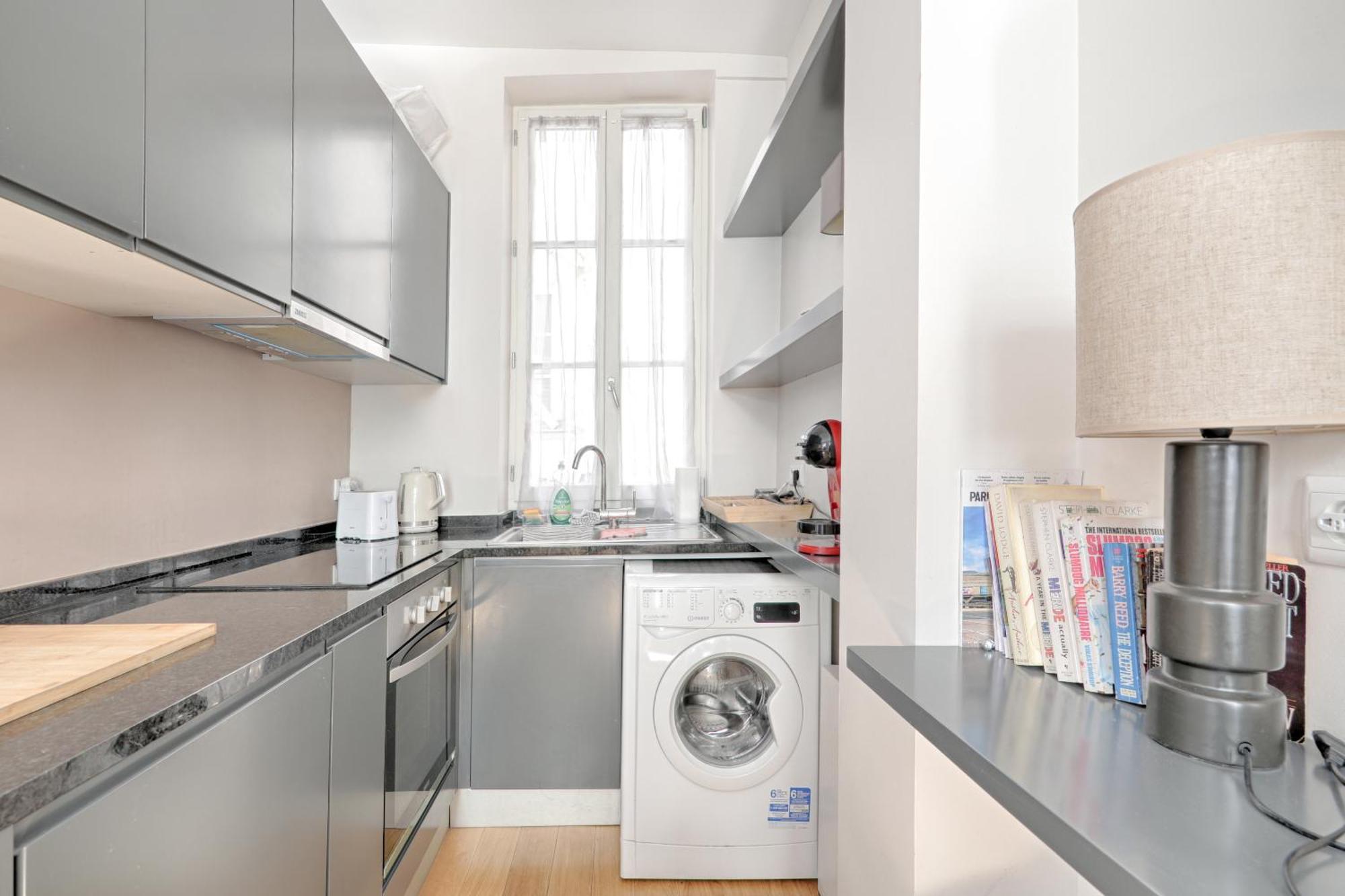Heart Of Saint Germain Des Pres - Location Apartment *