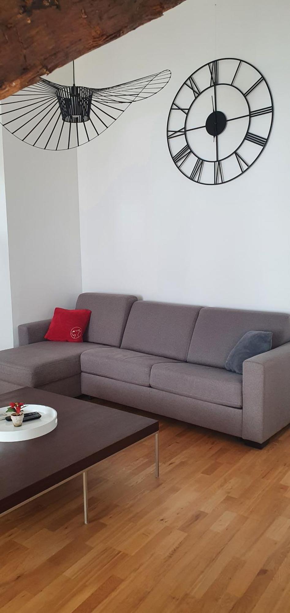 Climatise Pour 6 Personnes Secteur Opera Garnier, Galeries Lafayette Apartment Paris