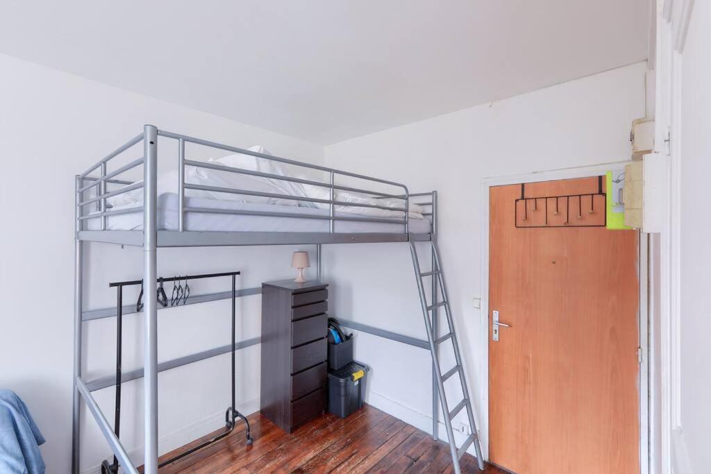 Pour 3 - Confort Moderne, Proche Metro Apartment