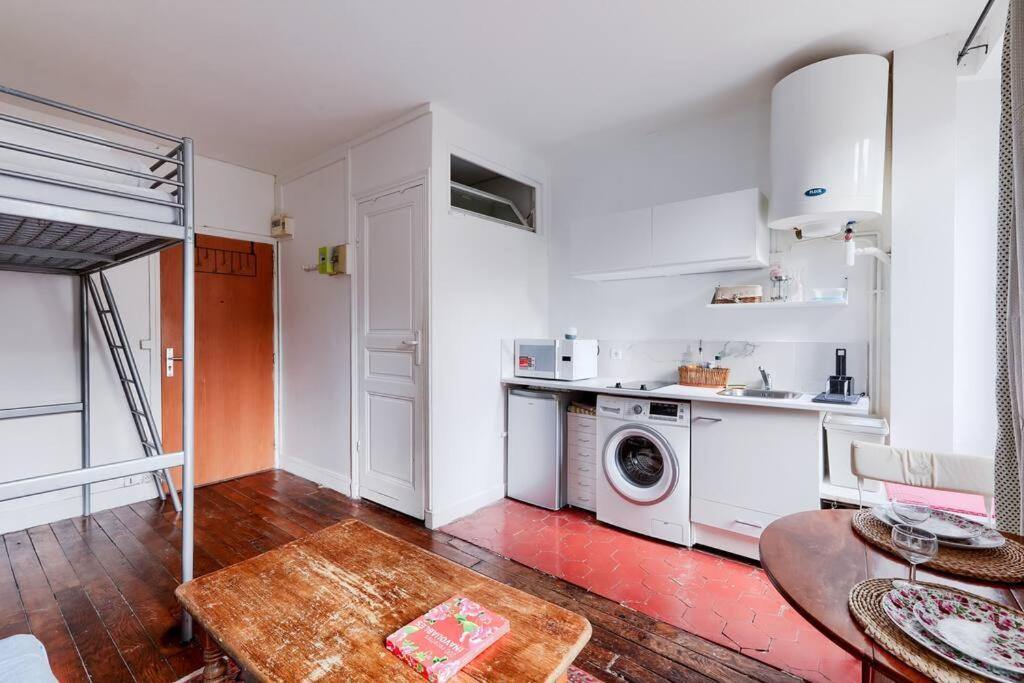 Pour 3 - Confort Moderne, Proche Metro Apartment Paris