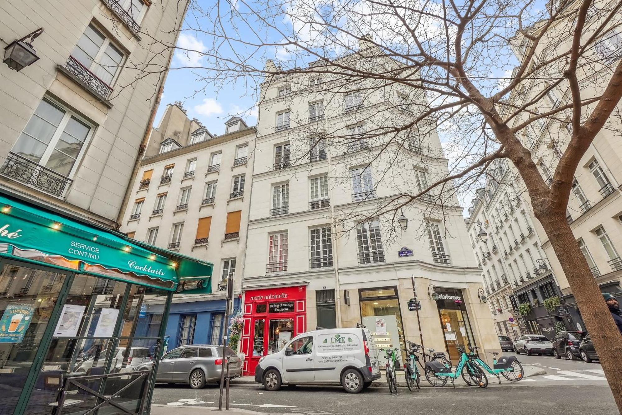 Apartment Place Des Vosges & Le Marais - Cityapartmentstay *