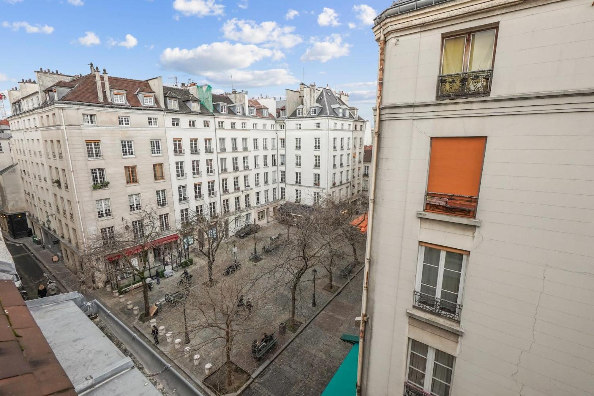 Place Des Vosges & Le Marais - Cityapartmentstay Apartment
