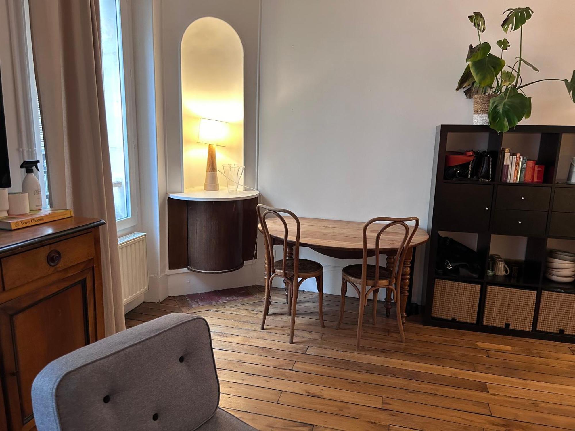 Cosy Montmartre Flat Apartment Paris