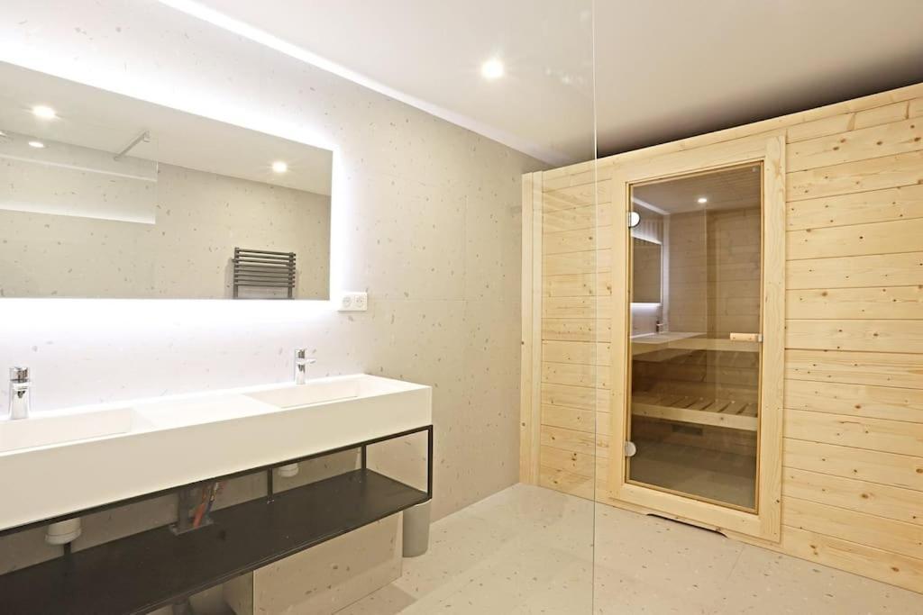 Apartment 8 Personnes Avec Sauna Paris