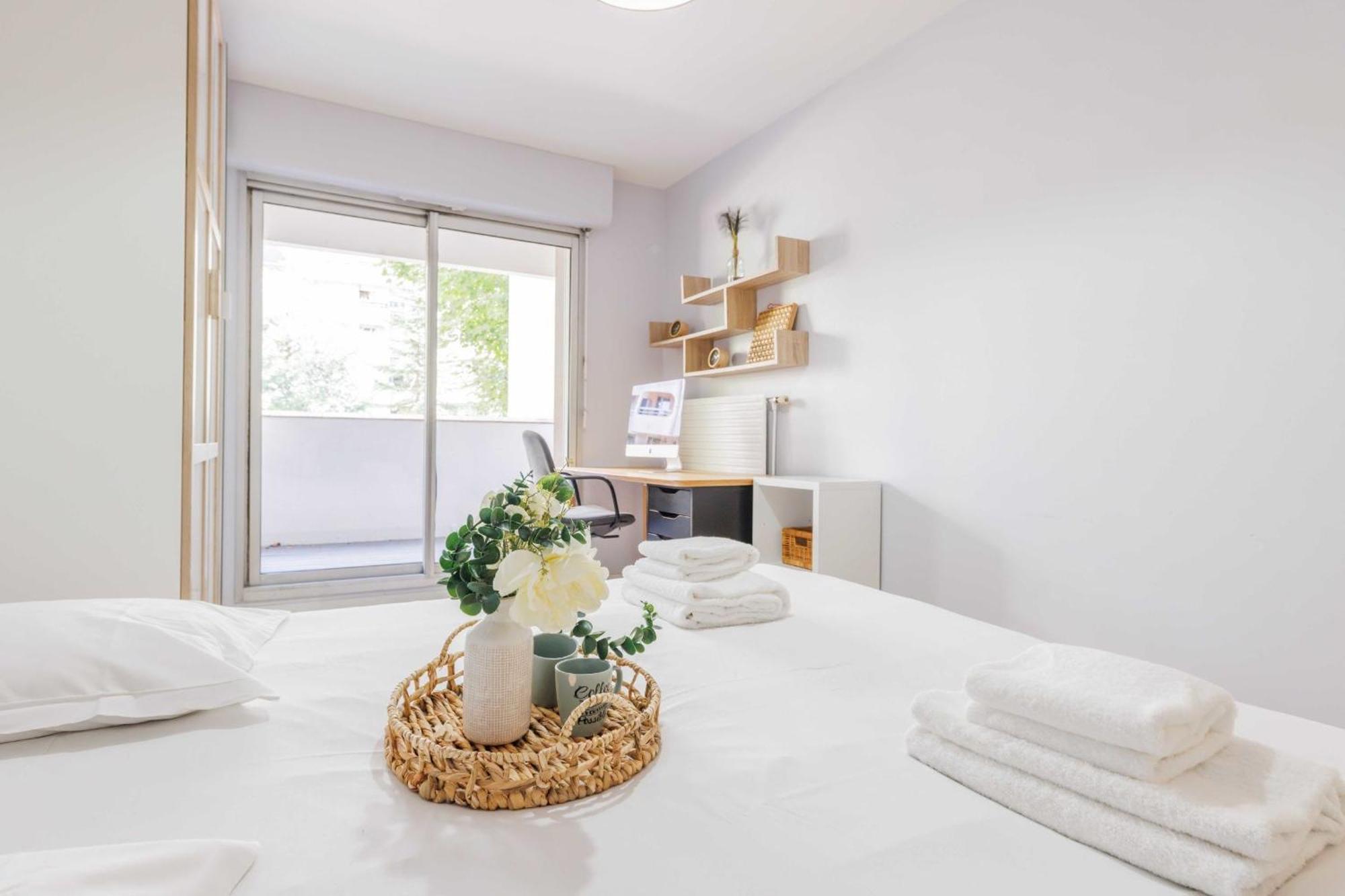 Authentic - 3br-8p - La Apartment Paris