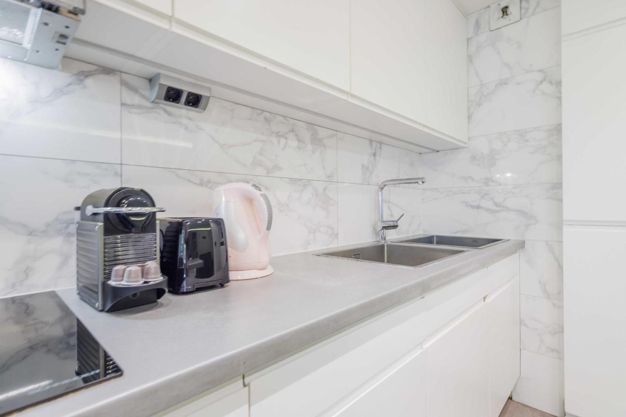 Apartment Authentic - 3br-8p - La