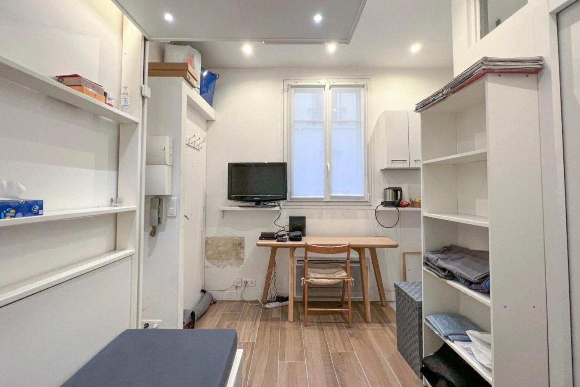 Flexliving - - Gerard *