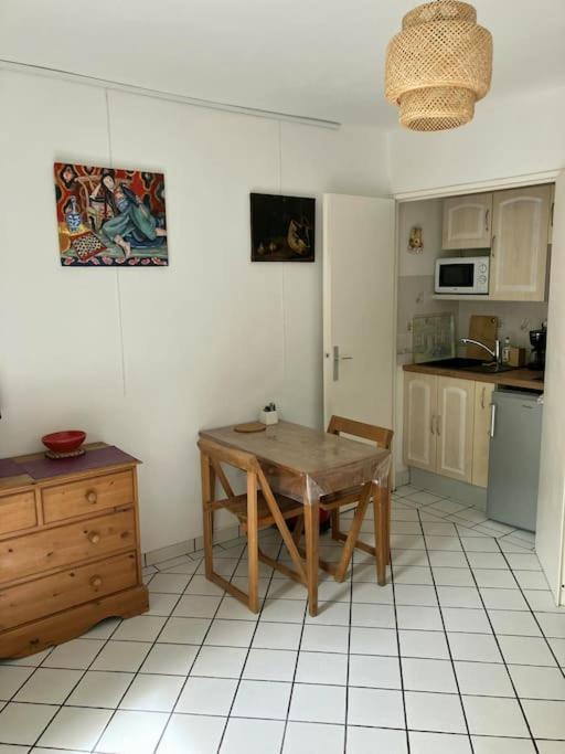 Studio Avec Terrasse A La Butte Aux Cailles Appartement Paris