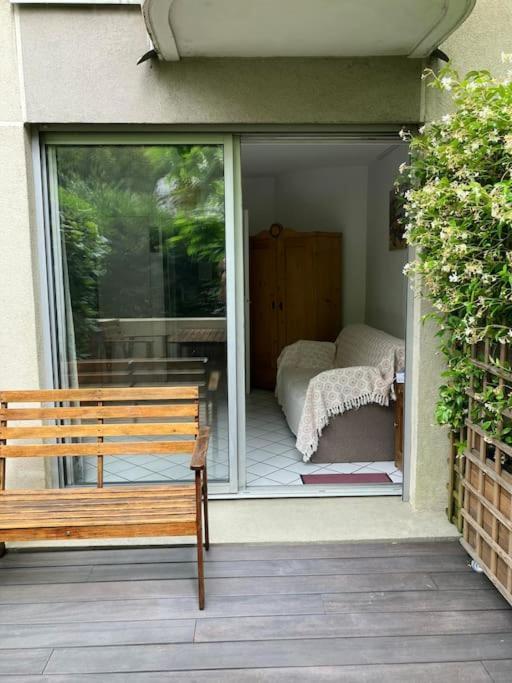 Appartement Studio Avec Terrasse A La Butte Aux Cailles