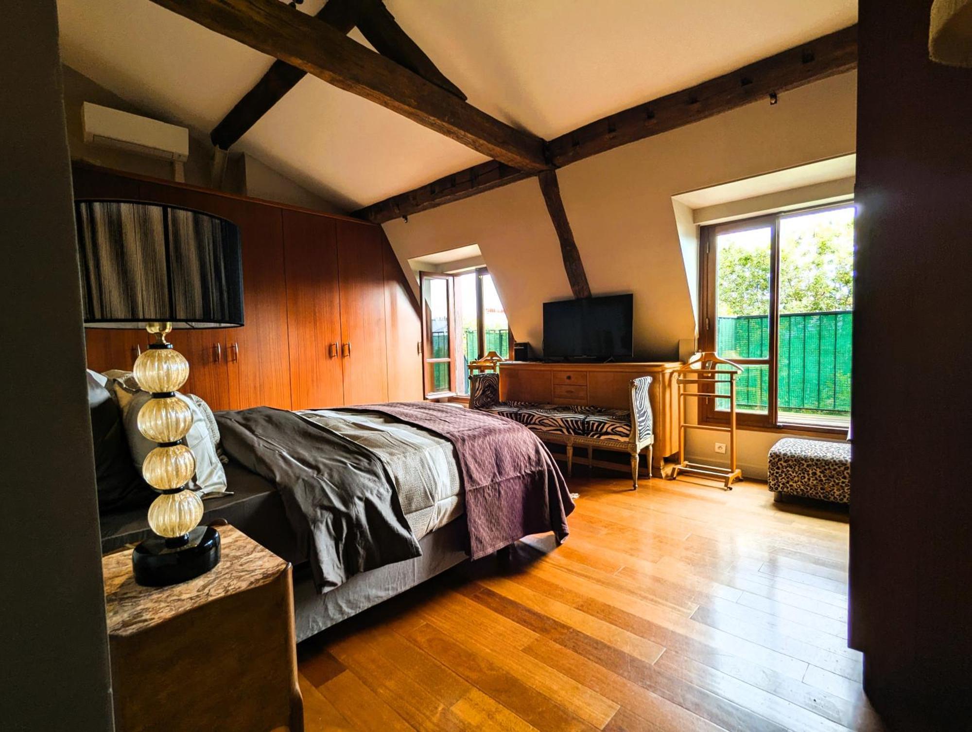 Vaste Loft Avec Vue - Trudaine * Paris
