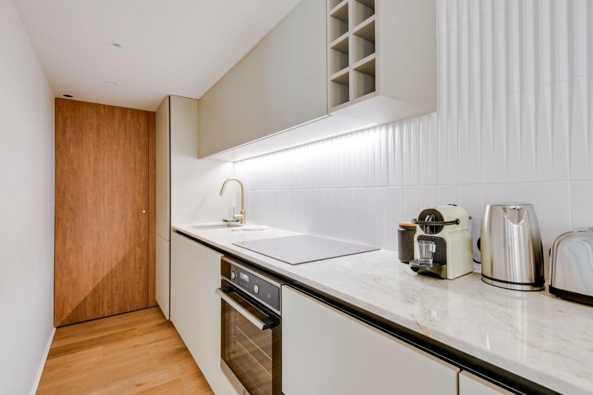 La Seine & Saint Germain - 2br - Cityapartmentstay Paris