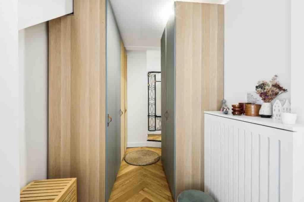 Apartment Design In Le Marais *