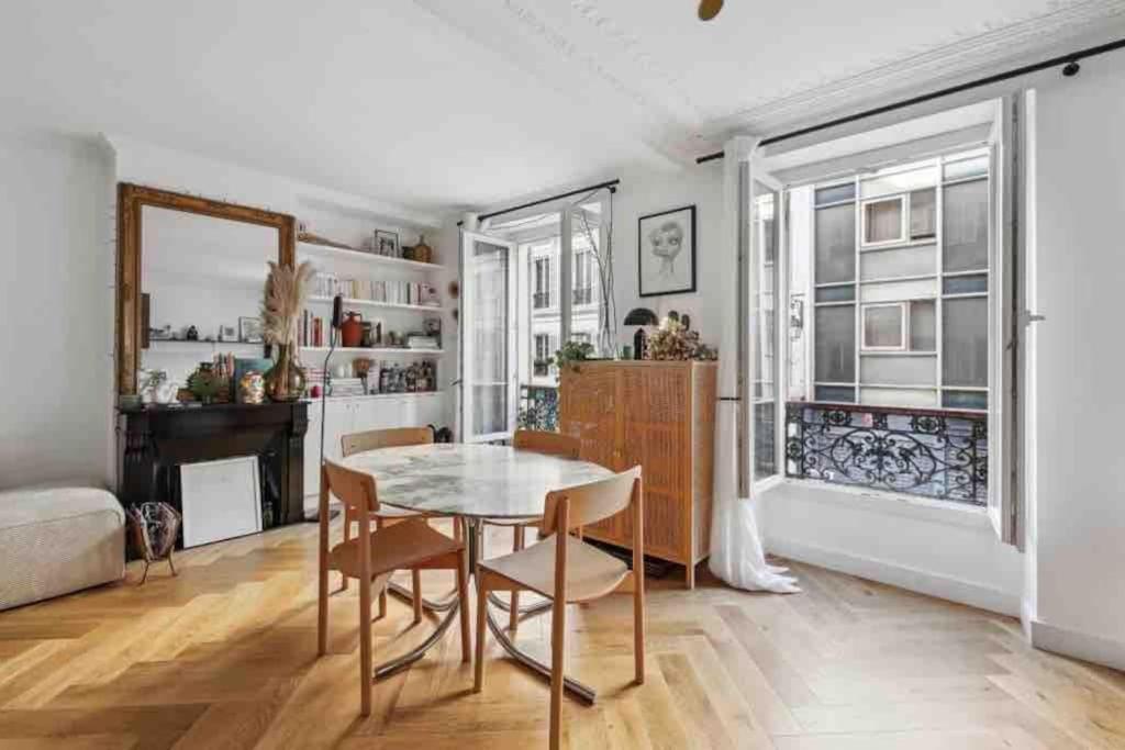 Apartment Design In Le Marais