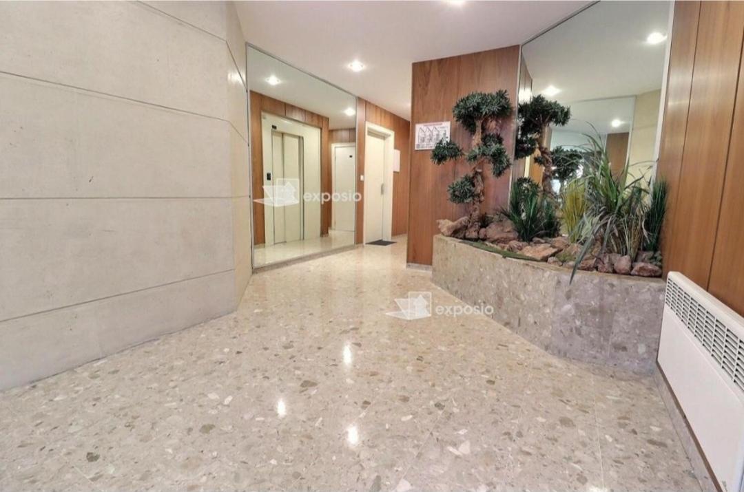 Appartement Fastrentbnb Complet Buttes Chaumont