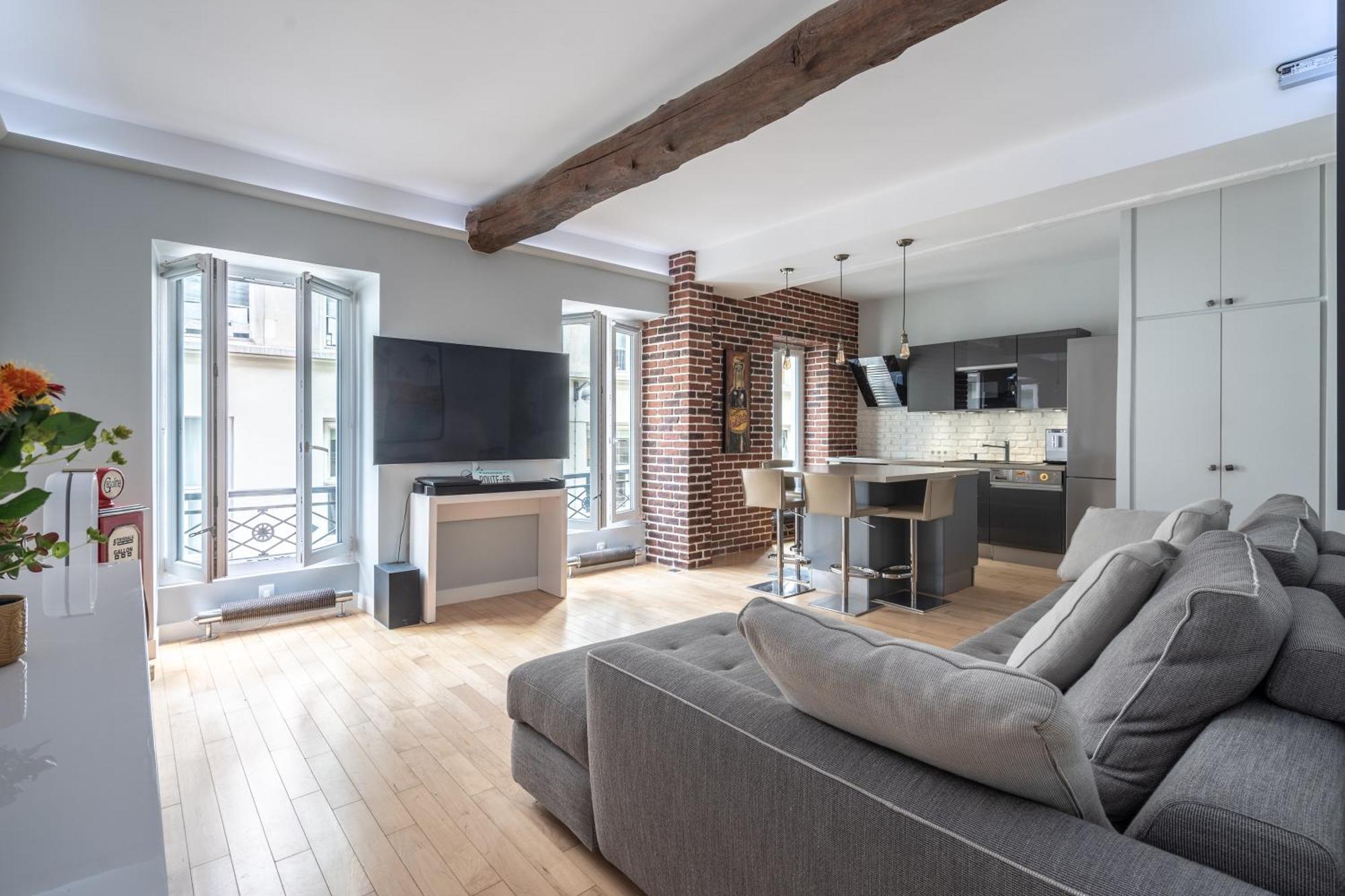 Cosy Central Place In *