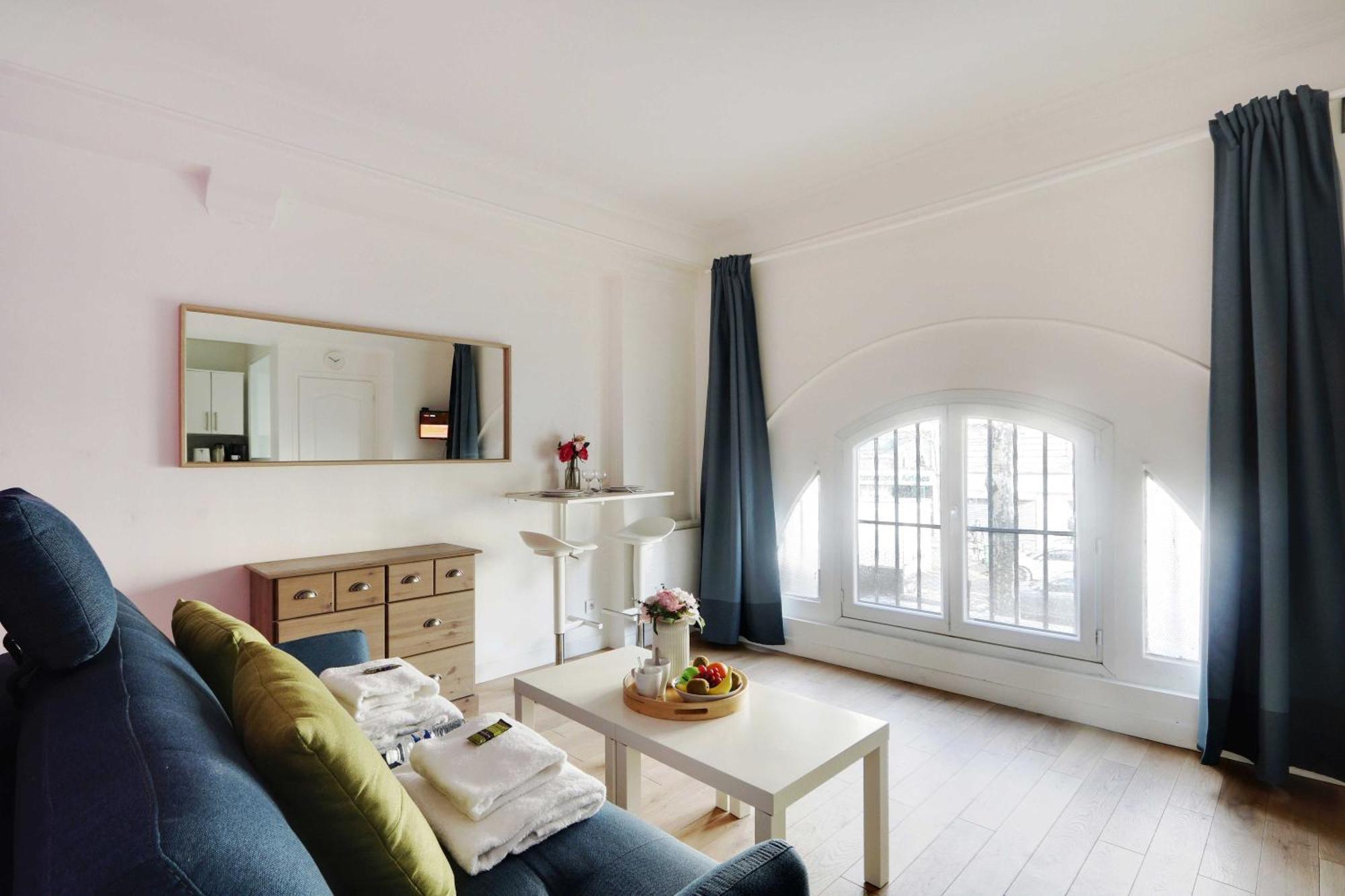 Apartment Atypical Bright - 2p - Gare Du Nord *